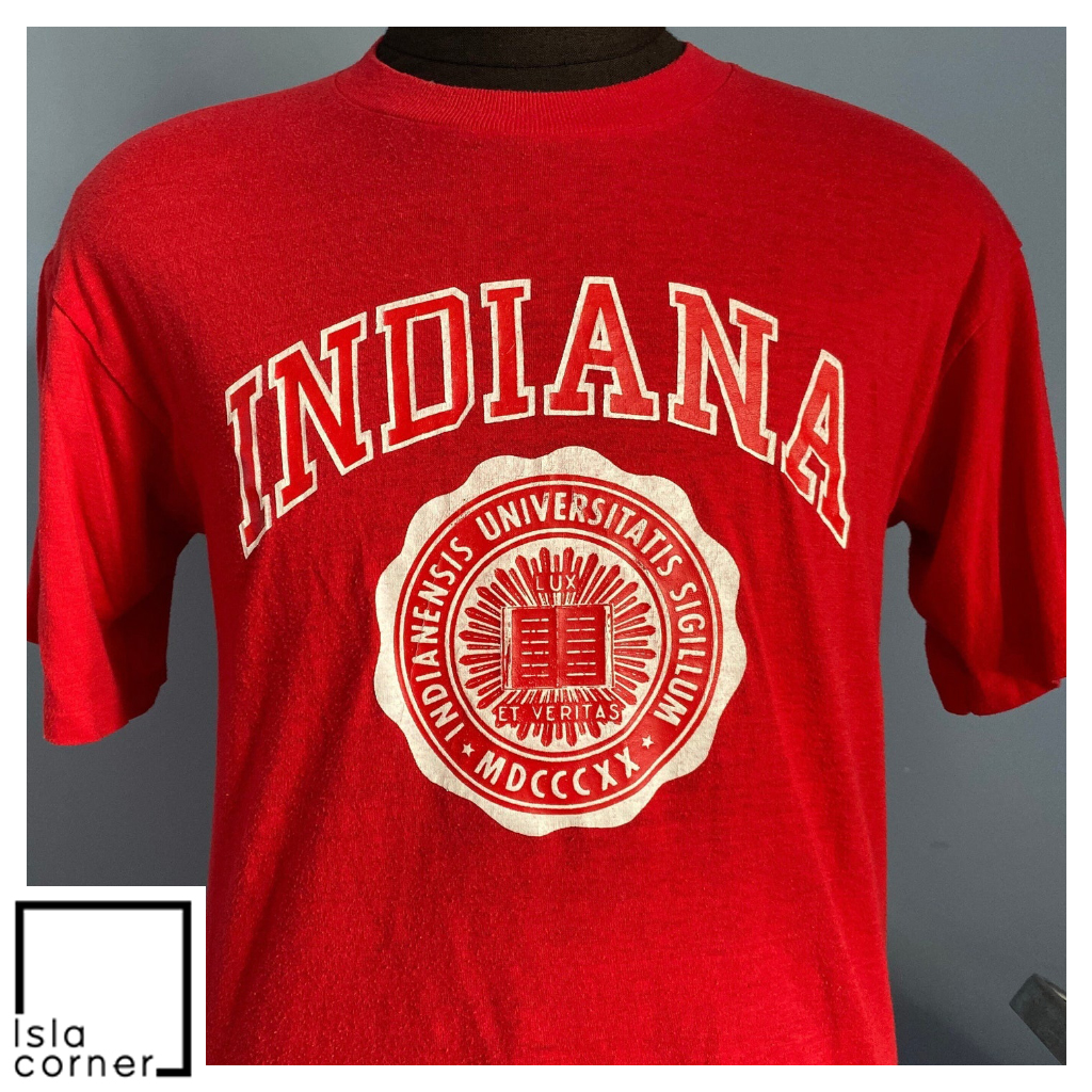 80s Vintage Indiana Hoosiers University IU Crest Indianensis Universitatis Sigillum NCAA College T Shirt 80s Vintage Indiana Hoosiers University IU Crest Indianensis Universitatis Sigillum NCAA College T Shirt
