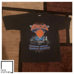 Vintage 90’s New York Knicks Starter Tough Town Tough Team T Shirt