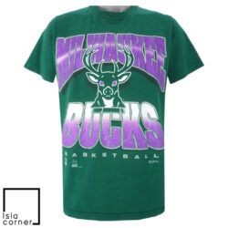 Vintage NBA Milwaukee Bucks Basketball 1990s Shirt