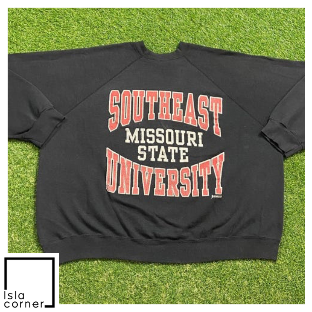 Vintage Southeast Missouri State University Sweatshirt NCAA College Football 90s Vintage Southeast Missouri State University Sweatshirt NCAA College Football 90s